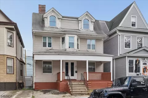 16 N 16th St, East Orange, NJ 07017