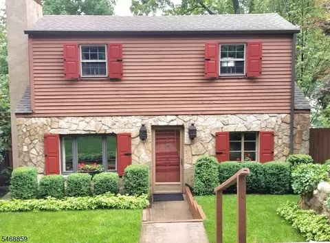 455 Windemere Ave, Mount Arlington, NJ 07856