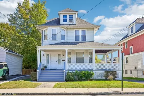 13 Park Pl, Verona, NJ 07044