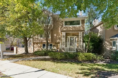 228 Clarken Dr, West Orange, NJ 07052