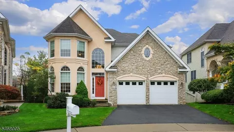 311 Coldstream Ct, Scotch Plains, NJ 07076