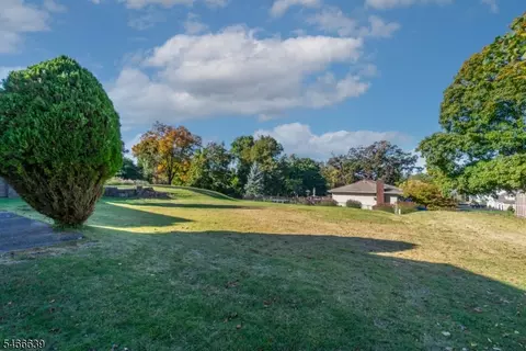 Exterior - 823 Alps Rd, Wayne, NJ 07470 photo 1 of 1