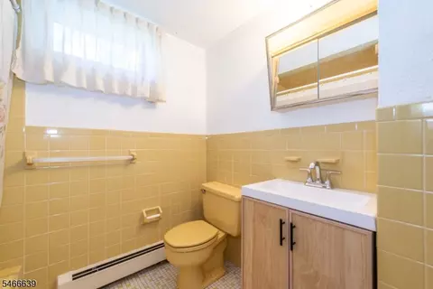 Bath - 823 Alps Rd, Wayne, NJ 07470 photo 1 of 2