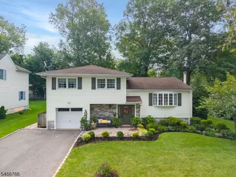 468 Charnwood Rd, New Providence, NJ 07974
