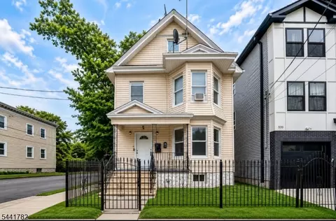 318 Grove St, Newark, NJ 07103