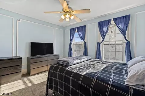 Bedroom - 32 Summit Ave, North Plainfield, NJ 07060 photo 5 of 10