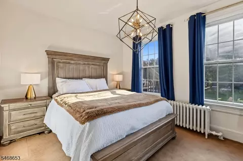 Bedroom - 32 Summit Ave, North Plainfield, NJ 07060 photo 1 of 10