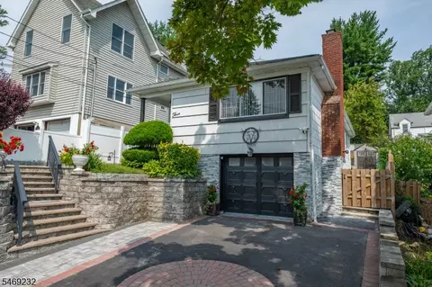 3 Byrne Rd, West Orange, NJ 07052
