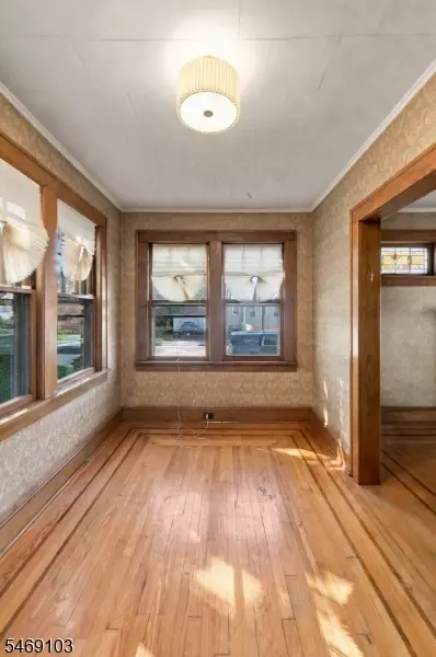 Entry Way - 82 Brook Ave, Passaic, NJ 07055 photo 2 of 8