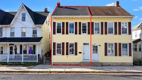 234 Chambers St, Phillipsburg, NJ 08865