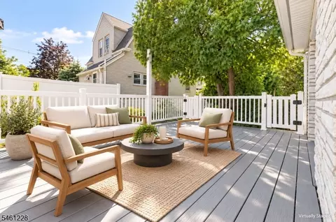 140 Francisco Ave, Rutherford, NJ 07070