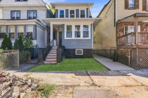 98 Vermont Ave, Newark, NJ 07106