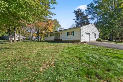 1138 Papen Rd, Bridgewater, NJ 08807