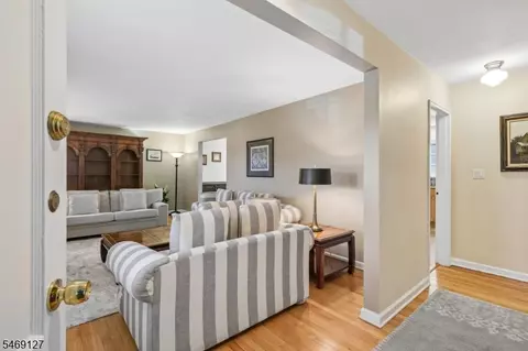 Entry Way - 60 Troy Dr # B, Springfield, NJ 07081 photo 2 of 2