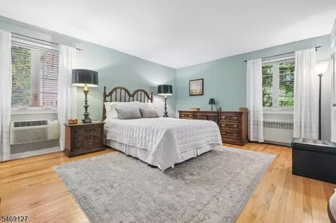Bedroom - 60 Troy Dr # B, Springfield, NJ 07081 photo 1 of 3