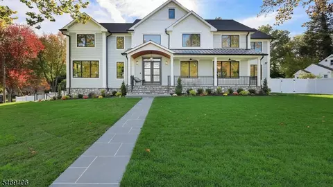 1808 Chapel Rd, Scotch Plains, NJ 07076