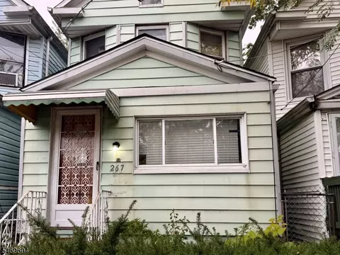 267 S 18th St #1, Newark, NJ 07103