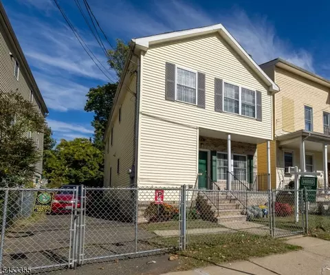 375 Ellison St, Paterson, NJ 07501