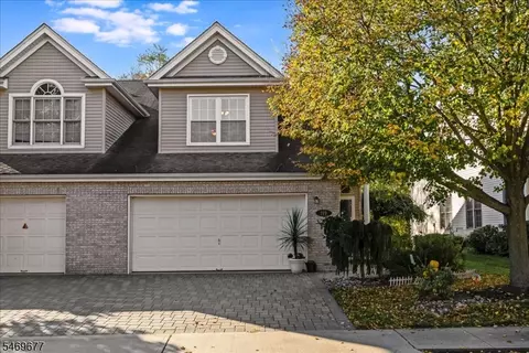 119 Saratoga Ct, Somerset, NJ 08873