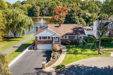 441 N 15th St, Kenilworth, NJ 07033
