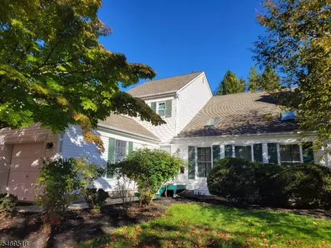 24 Hampton Ct, Basking Ridge, NJ 07920