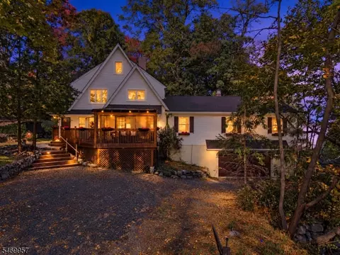 29 Lynack Rd, Hawthorne, NJ 07506