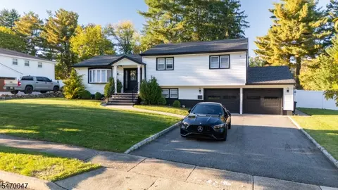 Exterior - 32 Mandon Dr, Wayne, NJ 07470 photo 7 of 7