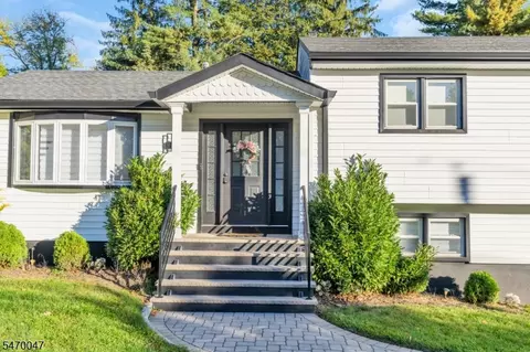 Exterior - 32 Mandon Dr, Wayne, NJ 07470 photo 2 of 7