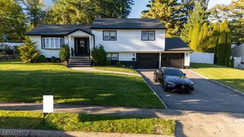 Exterior - 32 Mandon Dr, Wayne, NJ 07470 photo 6 of 7
