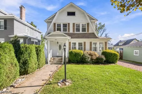 211 Hillside Rd, Elizabeth, NJ 07208