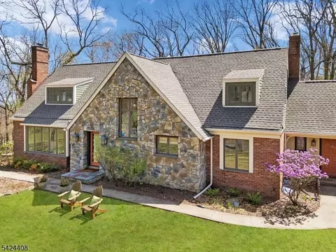 75 Farmersville Rd, Tewksbury Twp, NJ 07830