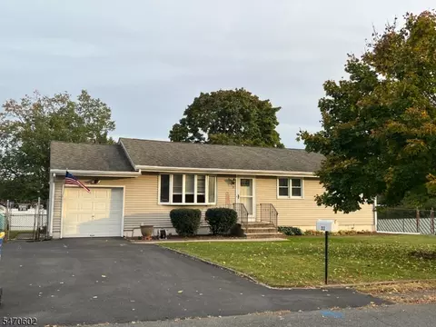 33 Sumner Ave, Somerset, NJ 08873