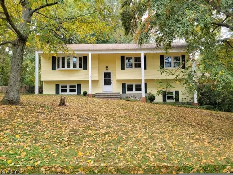 13 Westbrook Rd, Fredon Twp, NJ 07860