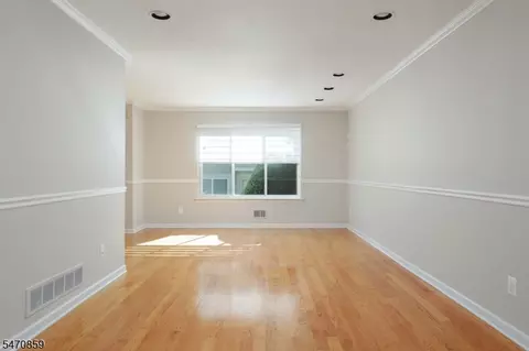 Living - 3115 Park Pl, Springfield, NJ 07081 photo 1 of 8