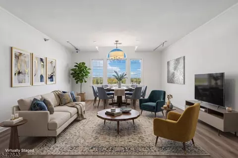 428 Grand Ave, Palisades Park, NJ 07650