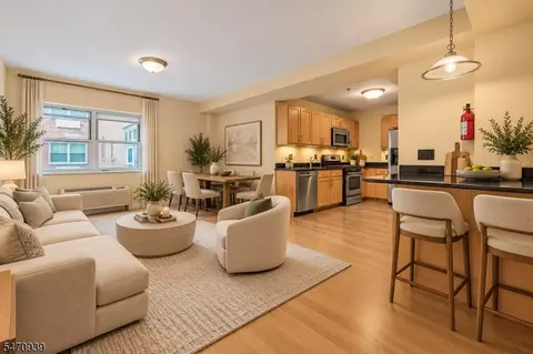 70 S Munn Ave #808, East Orange, NJ 07018