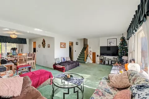 Living - 9 Morningside Dr, Succasunna, NJ 07876 photo 1 of 1