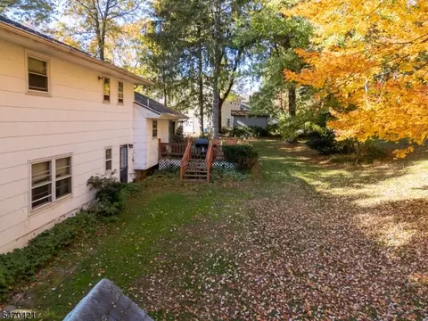 Exterior - 9 Morningside Dr, Succasunna, NJ 07876 photo 6 of 6
