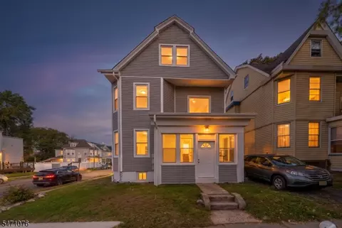32 New St, East Orange, NJ 07017