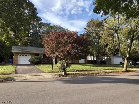 360 Killarney Dr, Toms River, NJ 08753