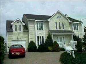 38 Commodore Dr, Brick, NJ 08723 photo 1