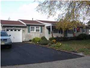 407 Westlake Dr, Brick, NJ 08724 photo 1