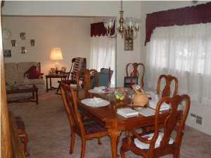 6 Middlesex Rd, Matawan, NJ 07747 photo 2