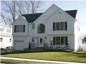 24 Weldon Rd, Matawan, NJ 07747 photo 1