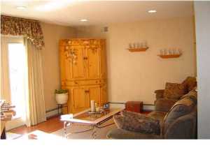 36 Maria Ct, Holmdel, NJ 07733 photo 2