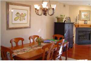 36 Maria Ct, Holmdel, NJ 07733 photo 3