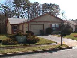 4 Rushmore Dr, Brick, NJ 08724 photo 1