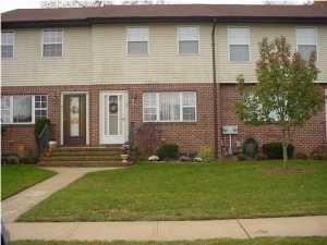 5 Kitty Ct, Brick, NJ 08724 photo 1