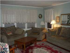 13 Middlesex Rd, Matawan, NJ 07747 photo 2