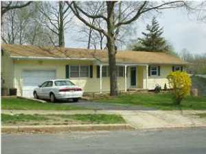 20 Birch Dr, Jackson, NJ 08527 photo 1